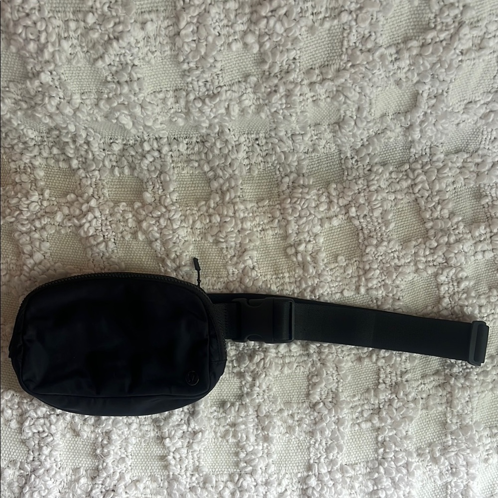 lululemon athletica Black Belt Bag